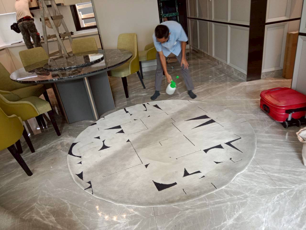 窗簾、地毯