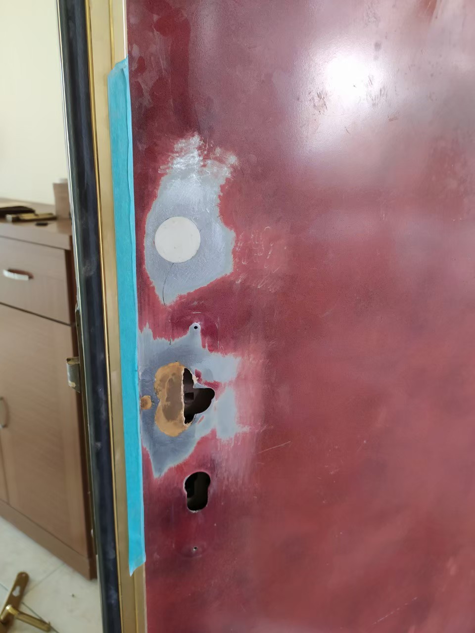 鐵門噴漆