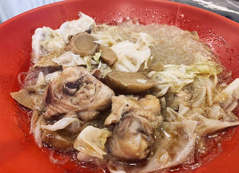 冬天限量販售的麻油雞麵線