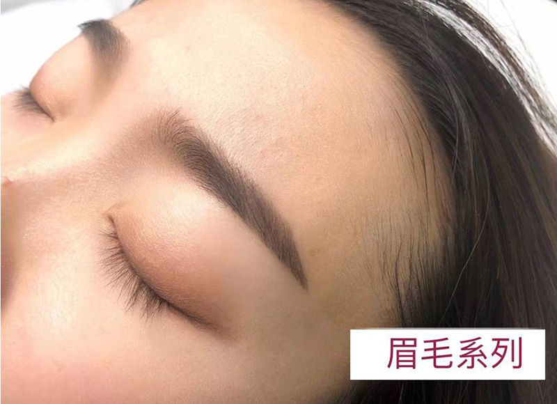 紋繡眉作品